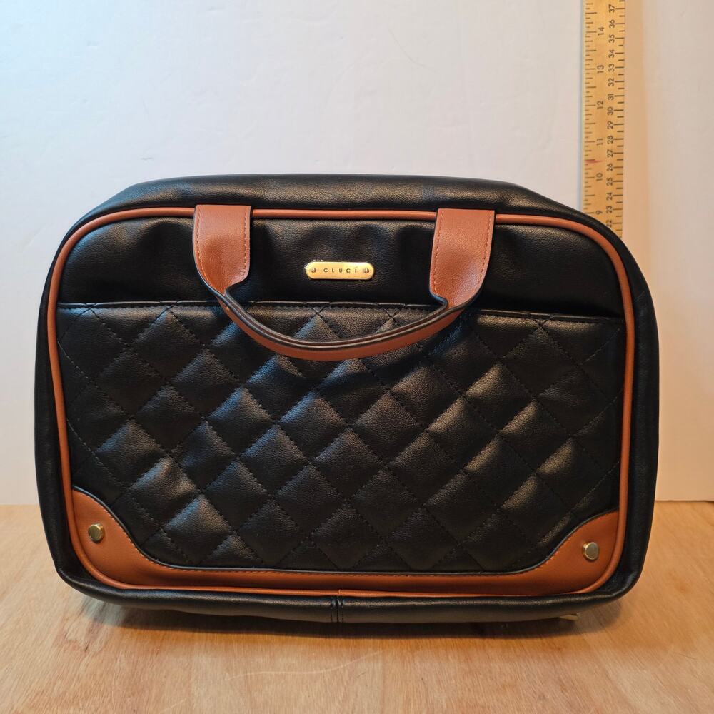 Cluci faux/vegan black leather quilted stitching travel toiletry bag hang-up